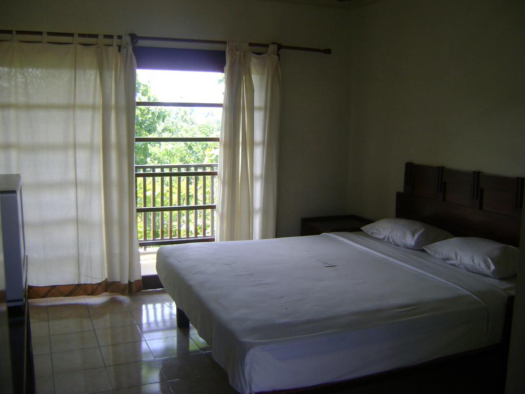 Swaloh Resort & Spa Kalangbret Стая снимка